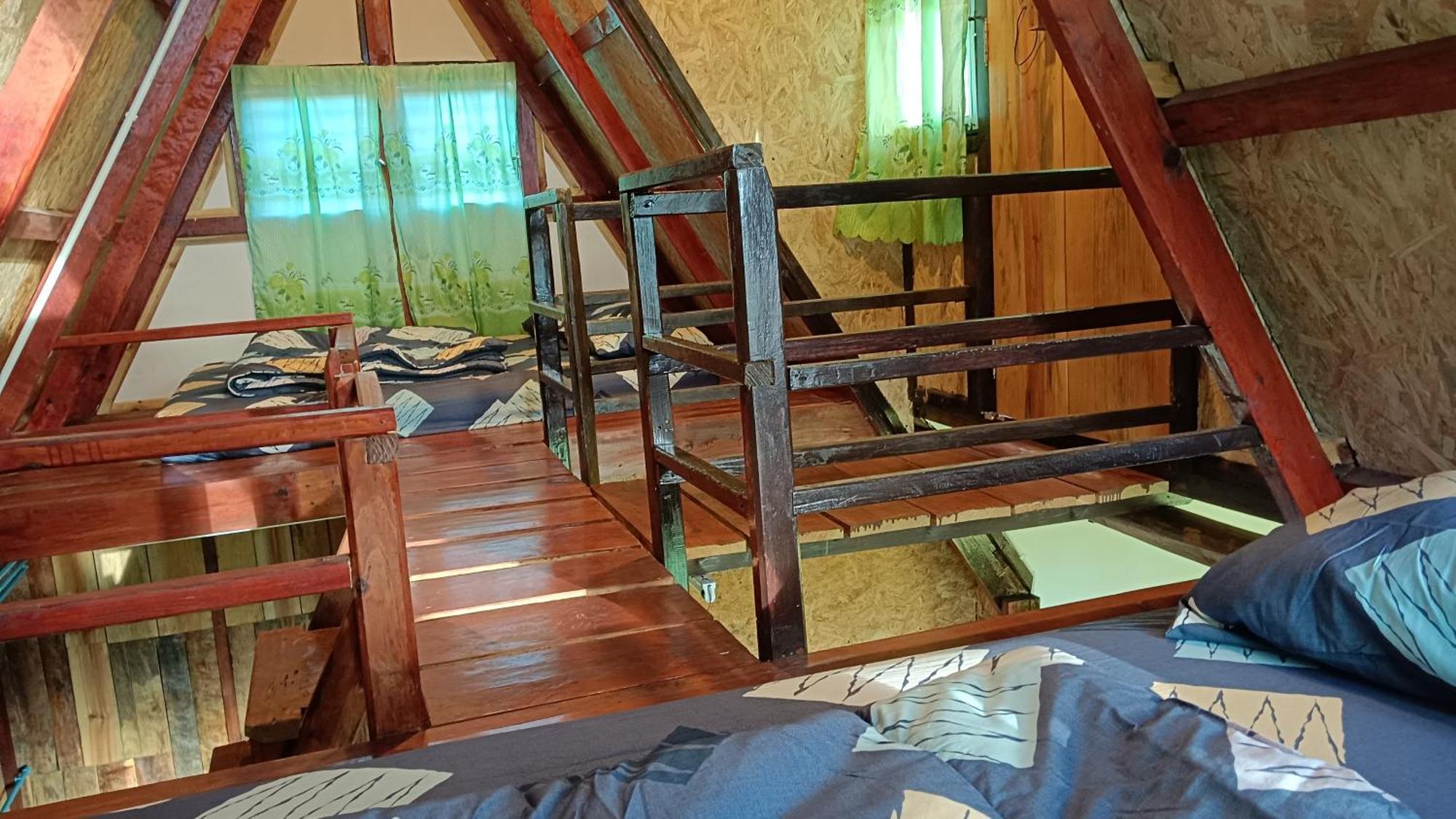 ไร่นิธิสุนทร Nithisoonthon Farmstay Mae Hong Son Bagian luar foto